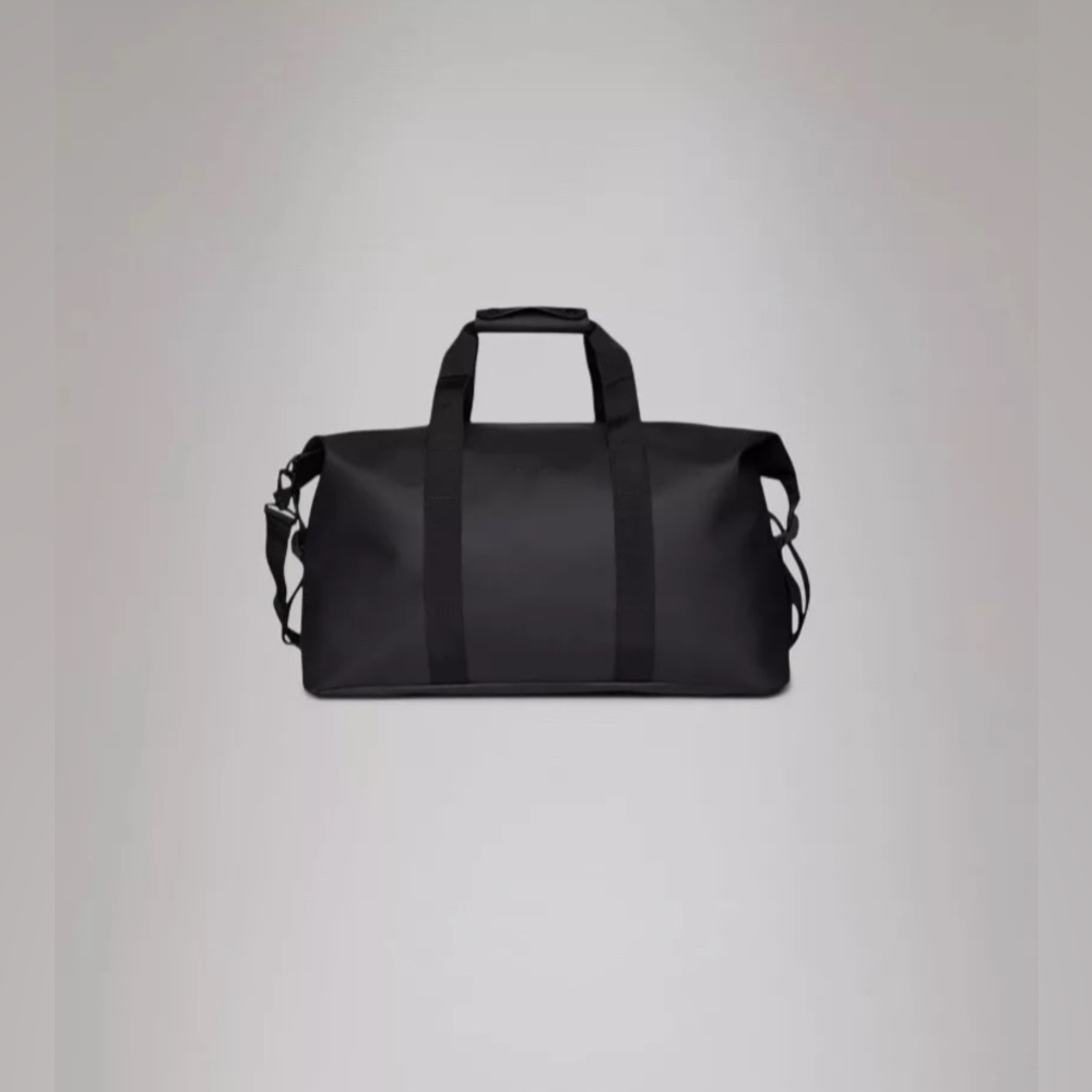 RAINS Hilo Weekender Bag Luggage Duffle - Black - $110 NEW NWT
